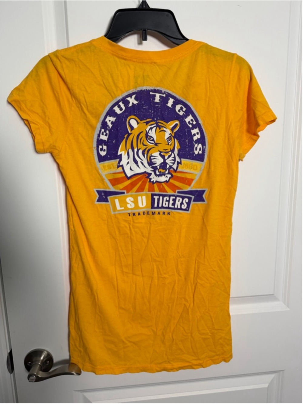 My U Yellow LSU Tigers Short Sleeve V-Neck Tee L - Picture 2 of 6